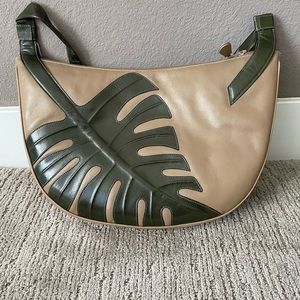Saluti palm leaf crossbody bag